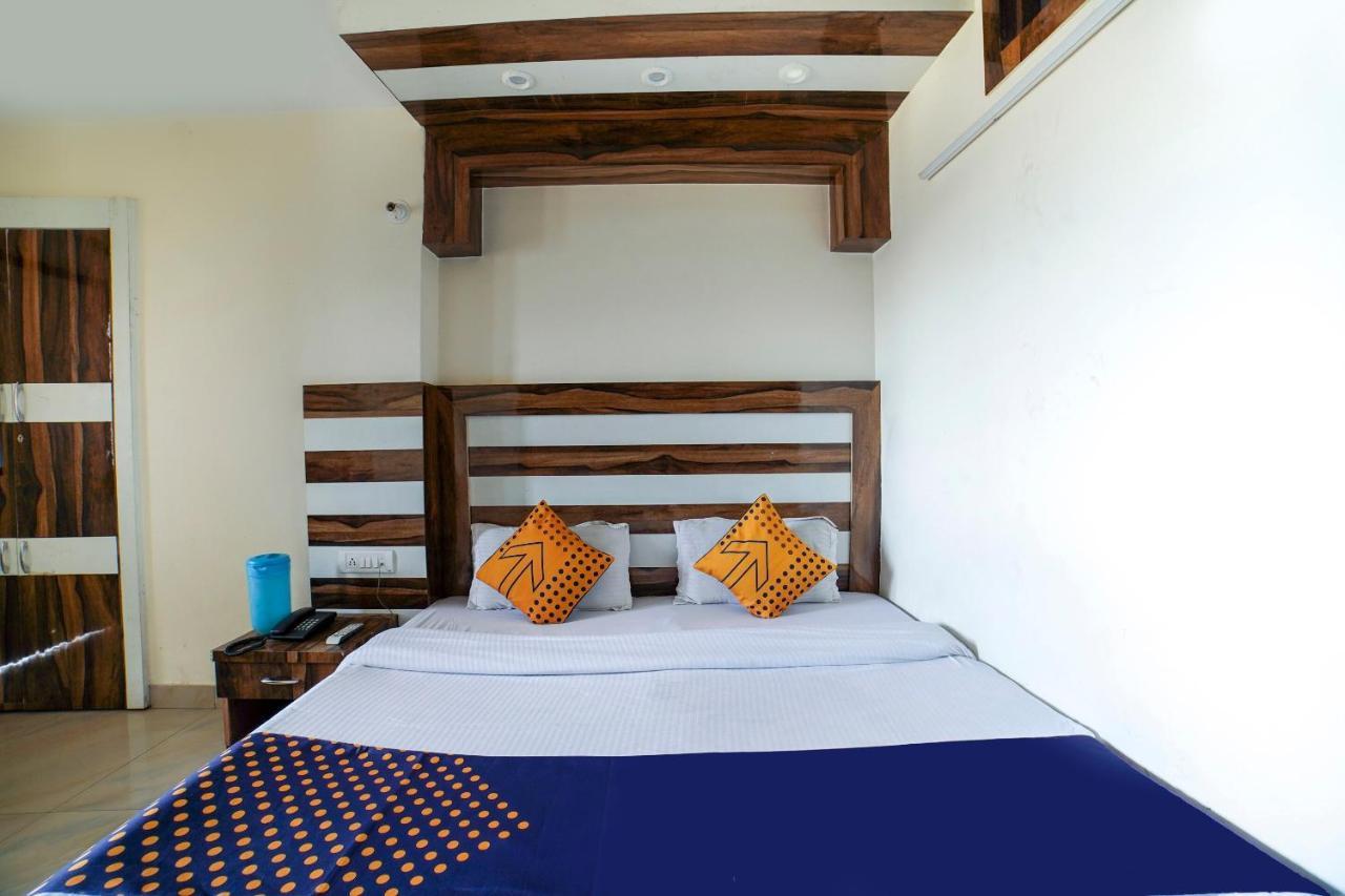 Super Oyo Sunrise Homestay موسوري المظهر الخارجي الصورة